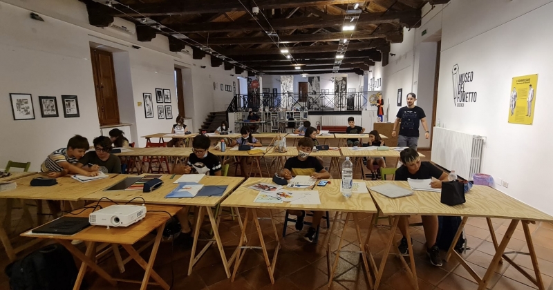 La scuola di fumetto a Cosenza che fa emozionare: terminato il secondo modulo con tanti bambini coinvolti