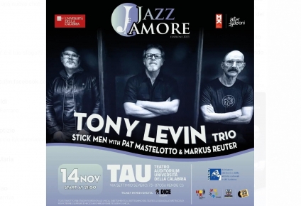 Il mito dei King Crimson rivive grazie a JazzAmore: il 14 novembre all’Unical il live del Tony Levin Trio in esclusiva